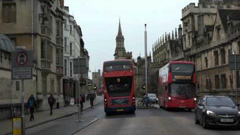 Buses on the High Street, Oxford